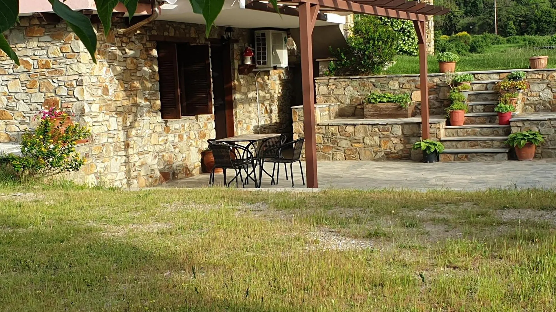 Geomelia Guest Studio 1 & Geomelia Guest Studio 2 Polygyros 0*,  Greece